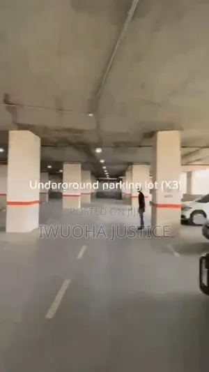 Super Mega Complex for Sale (Plaza)