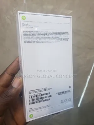 New Apple iPhone 13 128 GB Green