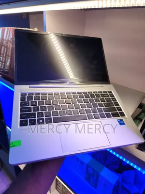 Laptop HP ProBook 640 G8 16GB Intel Core i7 SSD 256GB