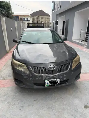 Toyota Camry 2011 Gray