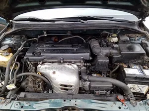 Toyota Avensis 2005 Green