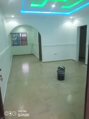 2bdrm Block of Flats in City Estate, Obio-Akpor for rent