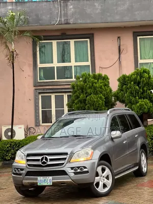 Mercedes-Benz GL-Class 2010