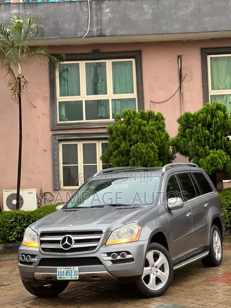 Mercedes-Benz GL-Class 2010
