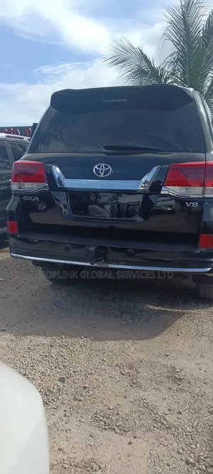Toyota Land Cruiser 2016 Black