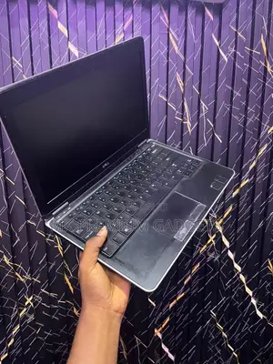 Laptop Dell Latitude 7420 8GB Intel Core i5 SSD 128GB