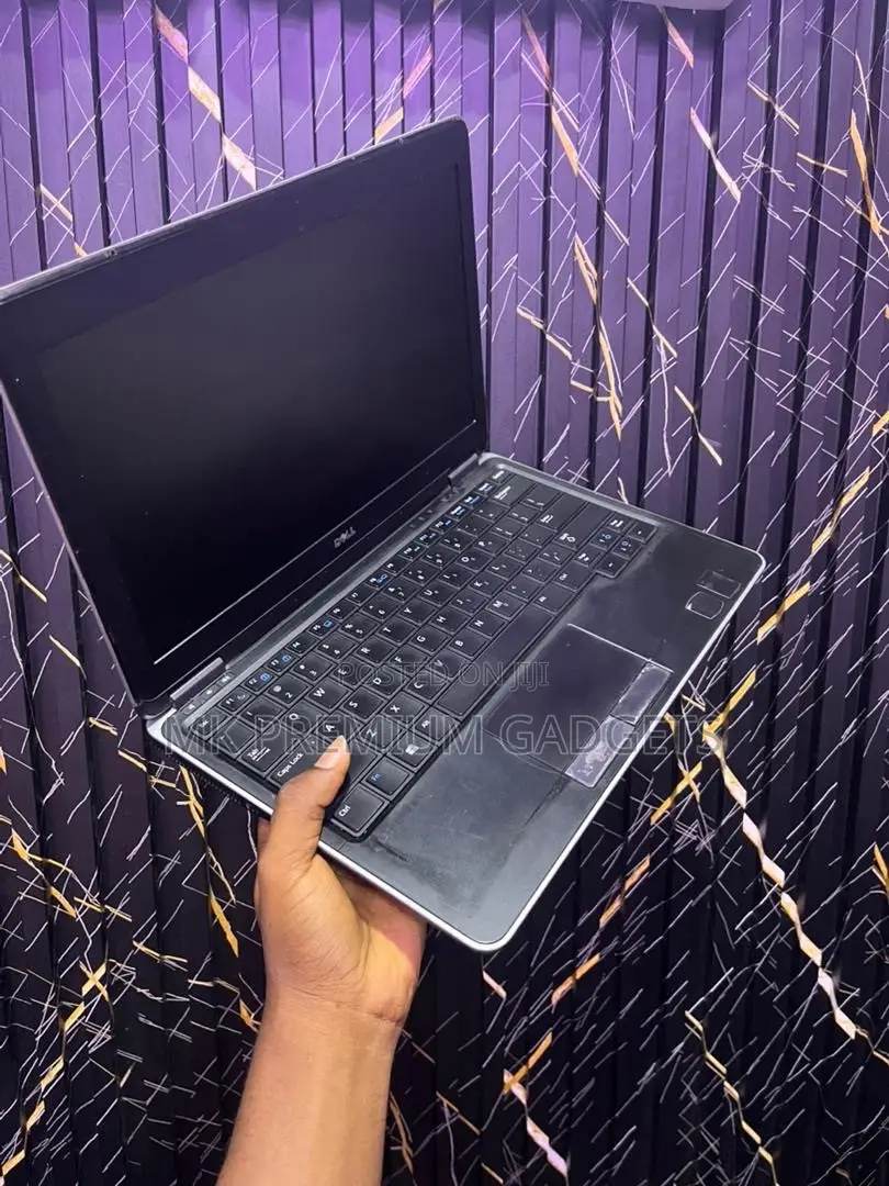 Laptop Dell Latitude 7420 8GB Intel Core i5 SSD 128GB
