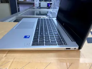 New Laptop HP 250 G10 16GB Intel Core 5 SSD 512GB