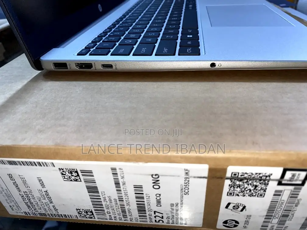 New Laptop HP 250 G10 16GB Intel Core 5 SSD 512GB