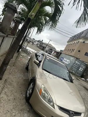 Honda Accord Automatic 2005 Gold