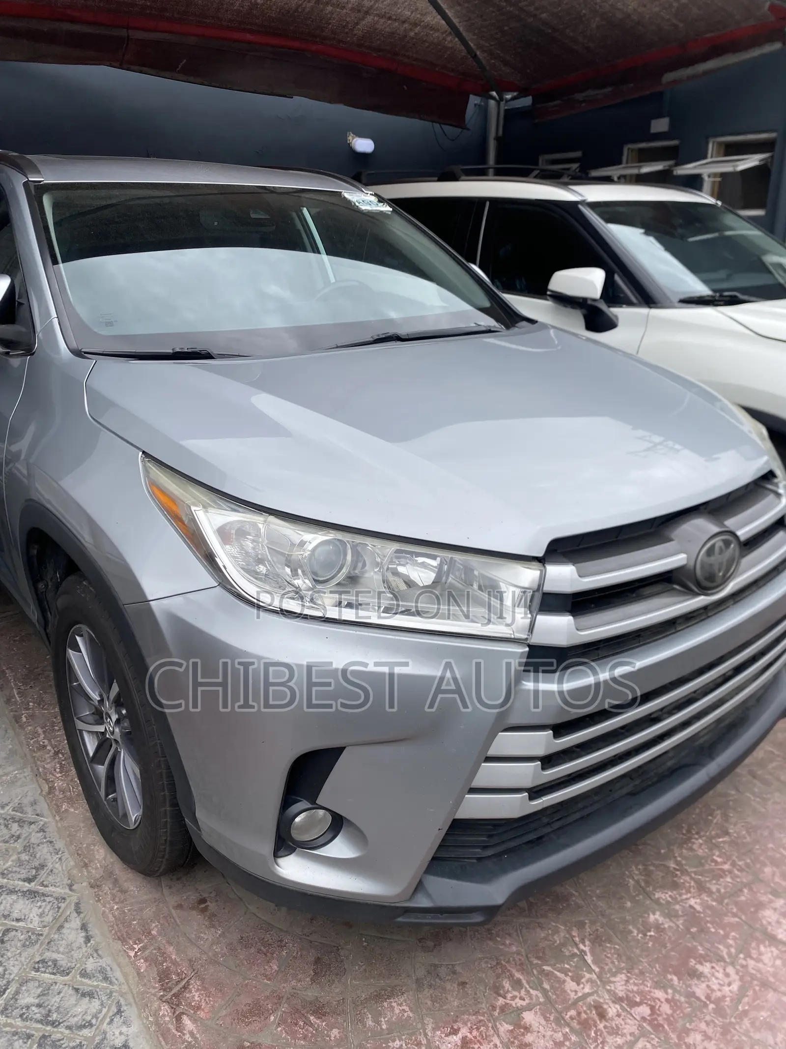 Toyota Highlander XLE 2019 Silver