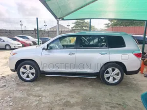 Toyota Highlander 2013 Silver