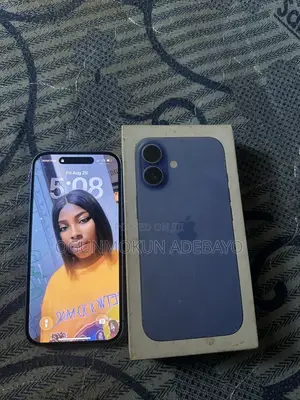 Apple iPhone 16 128 GB Blue