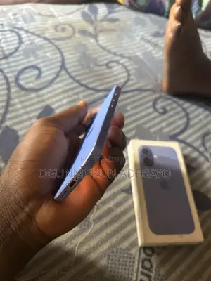 Apple iPhone 16 128 GB Blue