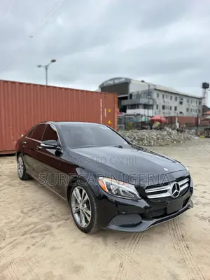 Mercedes-Benz C300 2015 Black