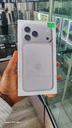 New Apple iPhone 17 Pro Max 256 GB White