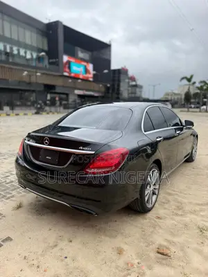 Mercedes-Benz C300 2015 Black