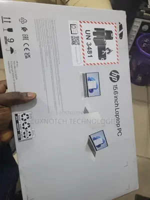 New Laptop HP 15 8GB Intel Core i3 SSD 256GB
