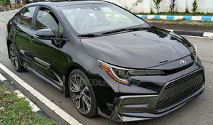 Toyota Corolla XSE 2020 Black