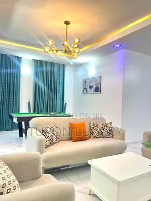 Gwarimpa: Luxury 1 Bedroom With Snooker, Tennis, Balcony Etc