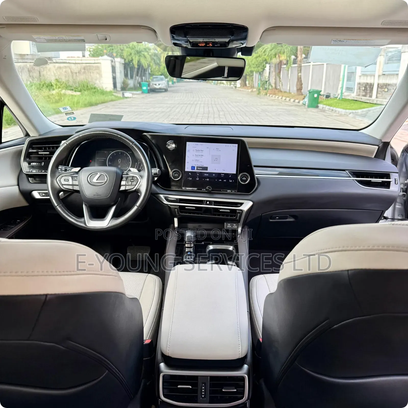 Lexus RX 2023 Silver