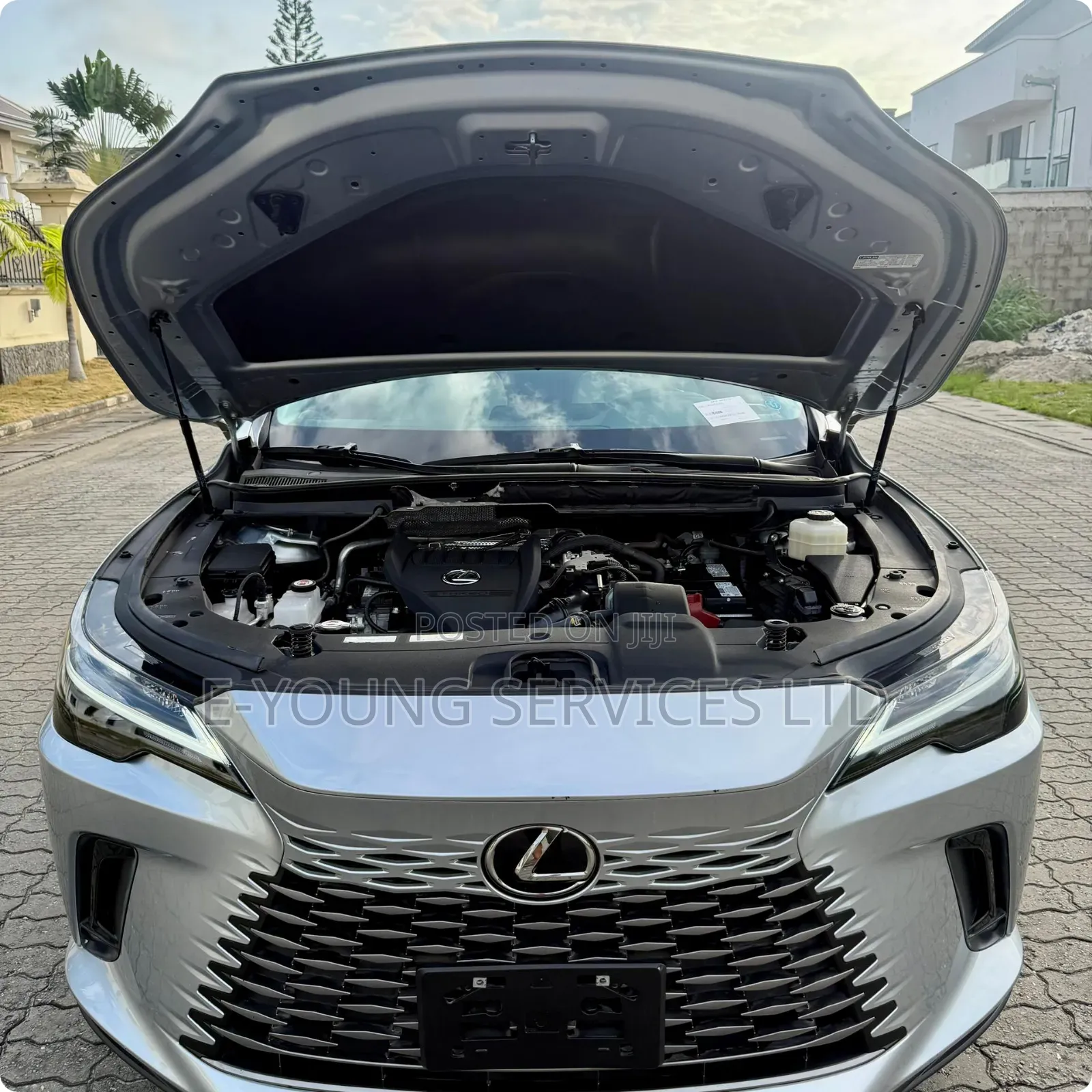 Lexus RX 2023 Silver