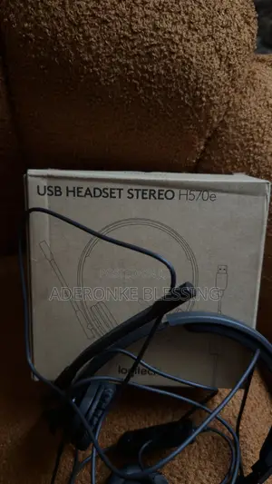 Logitech H570e