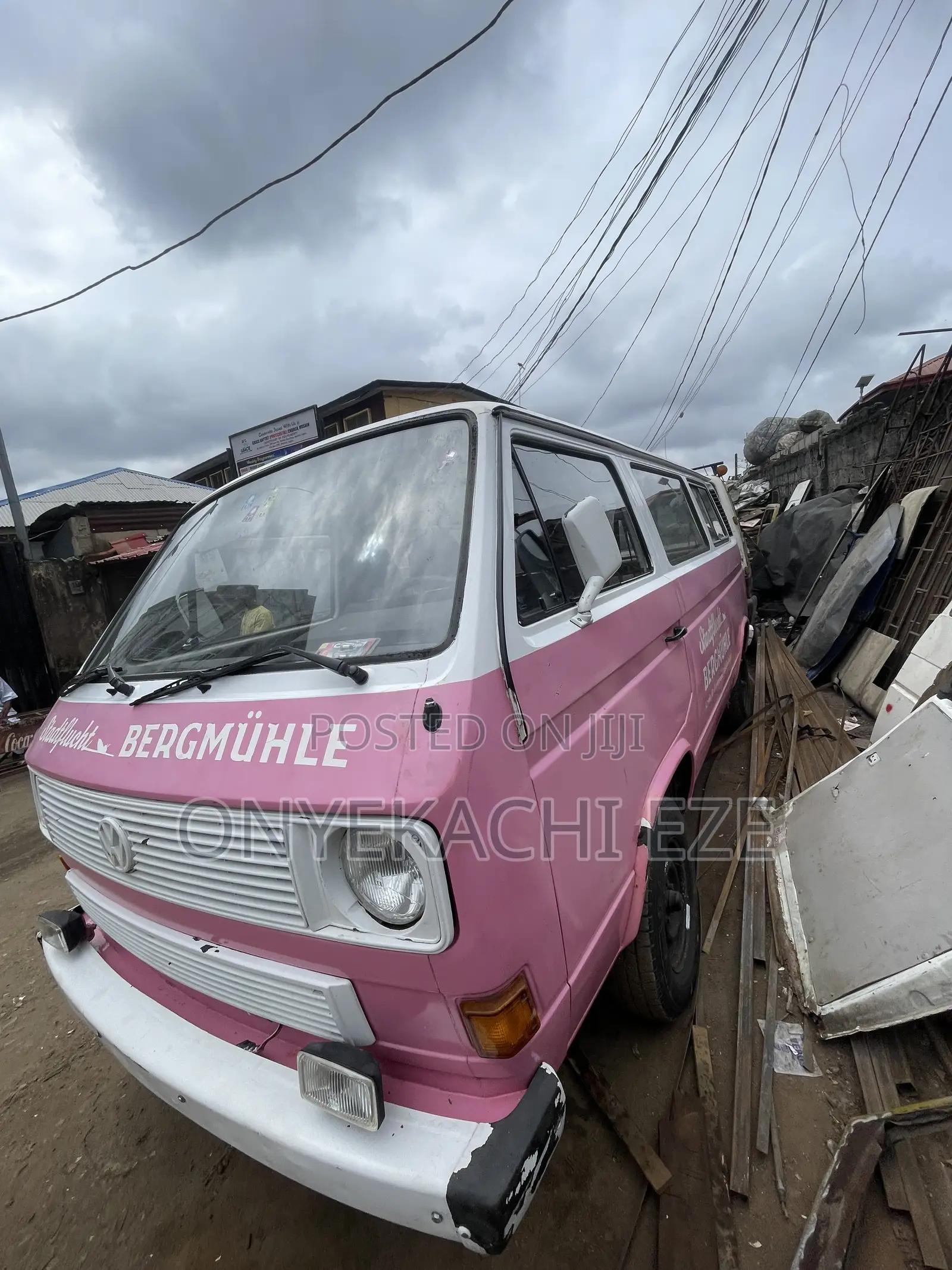 Volkswagen Transporter 2003 Pink