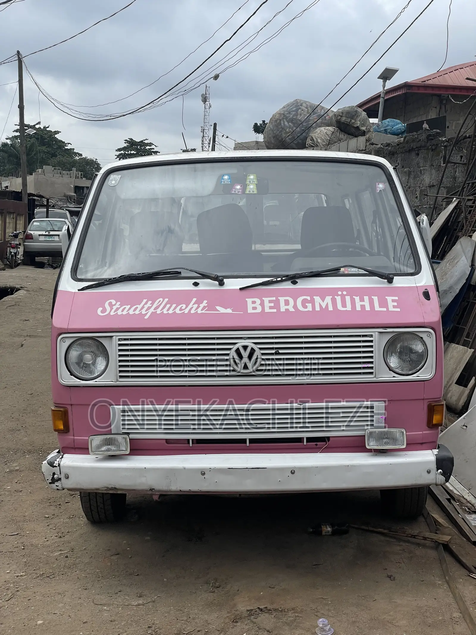 Volkswagen Transporter 2003 Pink