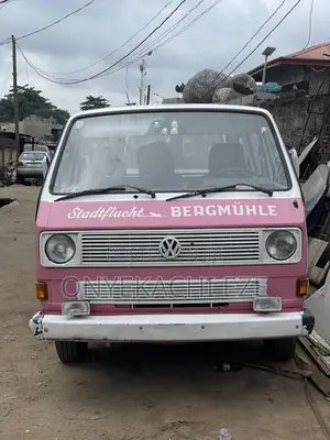 Volkswagen Transporter 2003 Pink