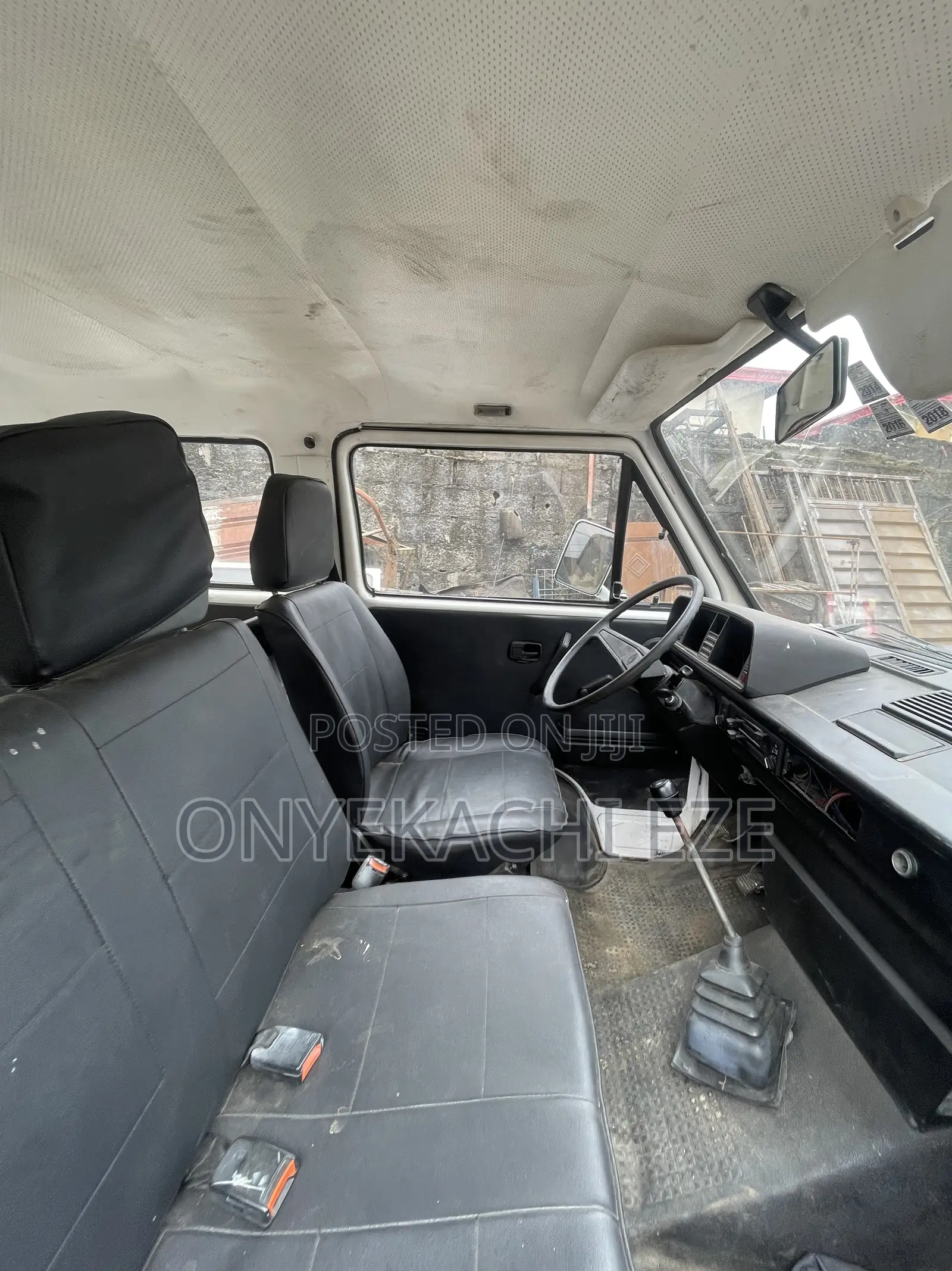 Volkswagen Transporter 2003 Pink