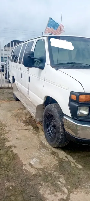 Ford E350 2010 White