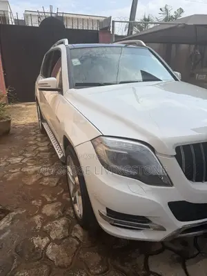 Mercedes-Benz GLK-Class 350 4MATIC 2012 White