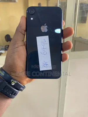 Apple iPhone XR 64 GB Black