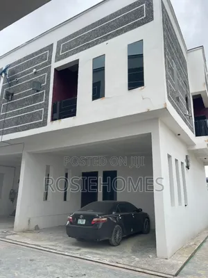 3bdrm Duplex in Emmanuel Estate, Sangotedo for rent