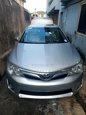 Toyota Camry 2013 Silver
