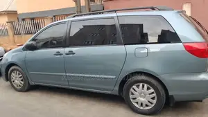 Toyota Sienna 2008 Blue