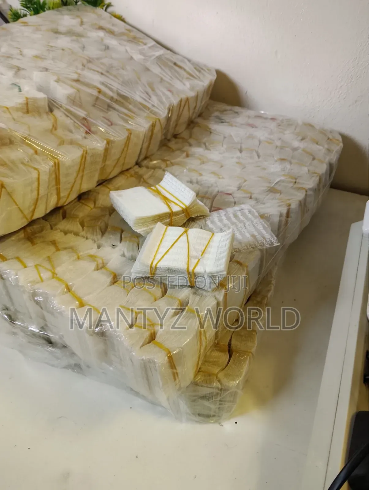 Tamperproof for Pet Bottles (100,000)pcs