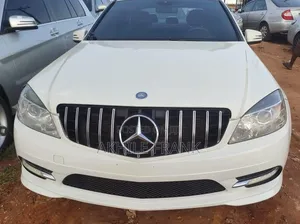 Mercedes-Benz C300 2009 White