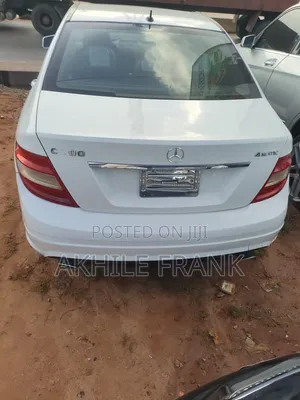 Mercedes-Benz C300 2009 White