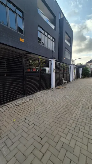 4bdrm Duplex in Ikeja Gra Lagos for rent