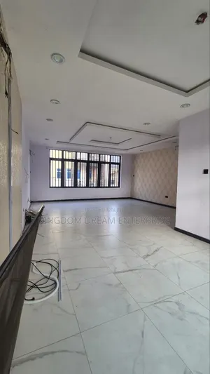 4bdrm Duplex in Ikeja Gra Lagos for rent