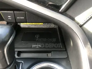 Toyota Camry XSE (2.5L 4cyl 8A) 2019 Blue