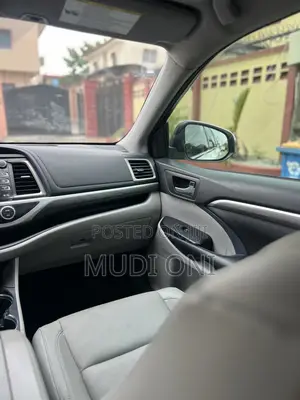 Toyota Highlander Limited 4x4 V6 (3.5L 6cyl 8A) 2018 White