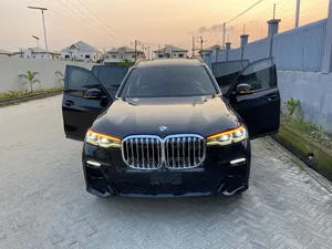 BMW X7 xDrive40i 2020 Black