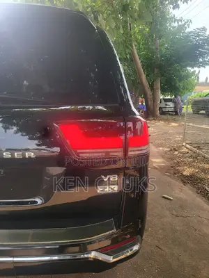 Toyota Land Cruiser 2013 Black