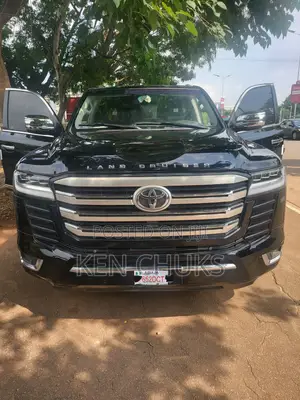 Toyota Land Cruiser 2013 Black