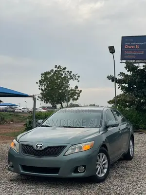 Toyota Camry 2011 Green