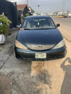 Toyota Camry 2004 Green