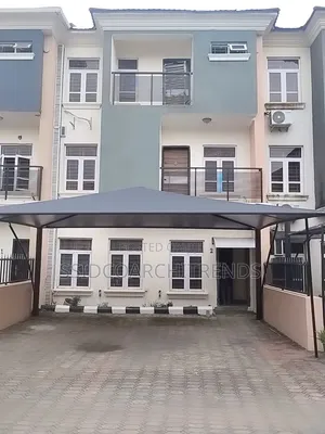 4bdrm Duplex in Chevron for rent